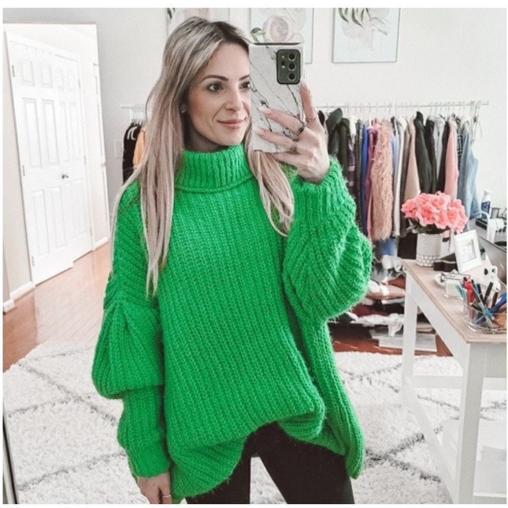 Free People Oasis Oversized Tunic Sweater Mock Neck Fuzzy Chunky Green Energy SM - Picture 9 of 11